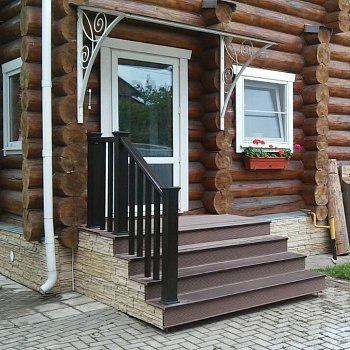 Ступень из ДПК 320x20х4000 мм Deckron полнотелая с брашингом