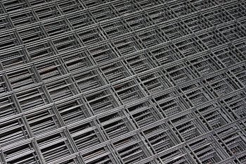 Сетка для кладки 50х50 мм d 4 мм размер 0,5 х1,5 м (ТУ)